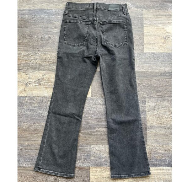 Madewell Cali Demi-Boot Jeans in Bellspring Wash: Button-Front Edition 28 - Picture 5 of 9